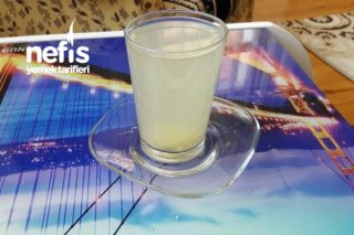 Zayıflatan Limonlu Su (Haftada 2 Kilo) Tarifi