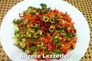 Kırma Yeşil Zeytin Salatası Tarifi