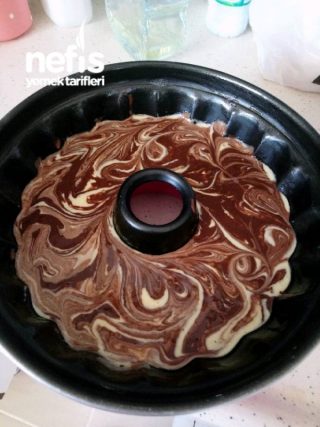 Sade-Kakaolu Pratik Kek