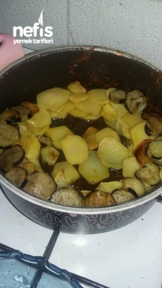 Etli Patlıcanlı Patates Oturtması :)