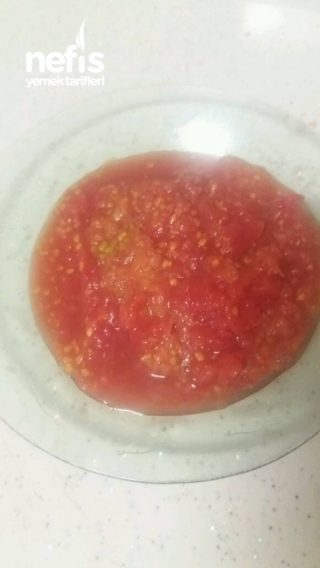 Domatesli Tarhana Çorbası