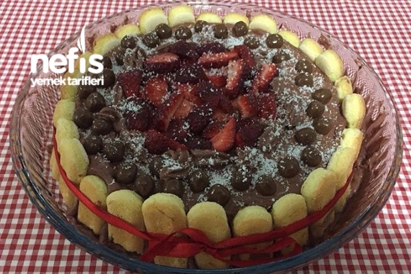 Çilekli Pasta Nefis Yemek Tarifleri 3863484