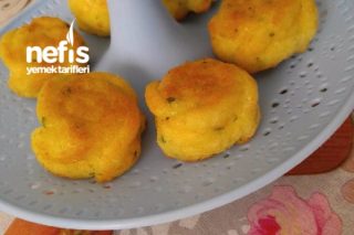 Köy Peynirli Mini Kekler Tarifi