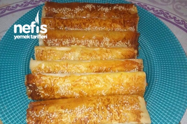 Baklava Yufkasından Çıtır Börek