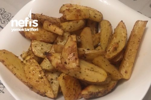 Fırında Baharatlı Parmak Patates Tarifi