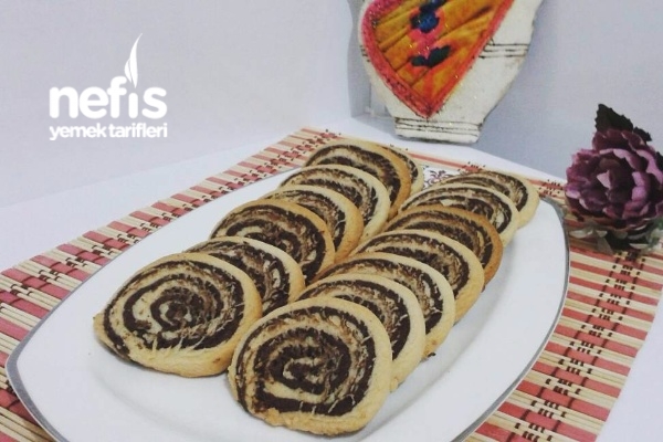 İki Renkli Rulo Kurabiye Nefis Yemek Tarifleri 3910555