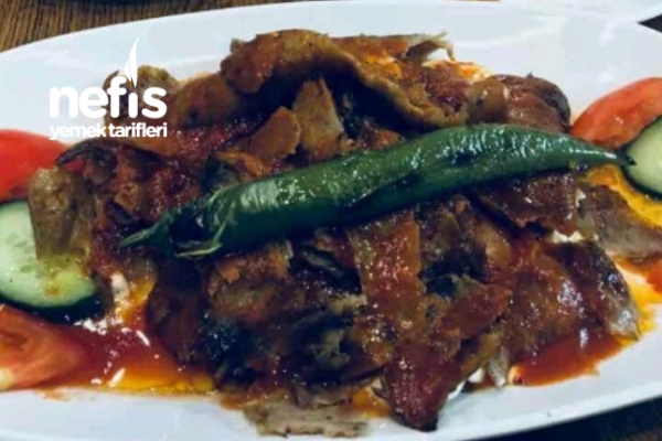 Evde Kıymalı Dönerli İskender Kebap