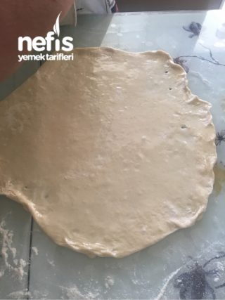 Çorum Usulü Ispanaklı Haşhaşlı Çökelekli Çörek