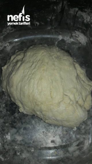 Ev Yapımı Ekmek ( Tencerede Pişirme)