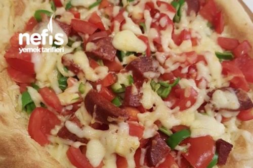 Bazlama Pizza (Hem Pratik Hem Lezzetli) Tarifi