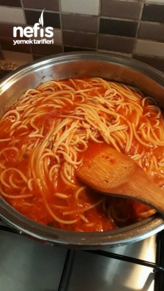Akdeniz Spagetti