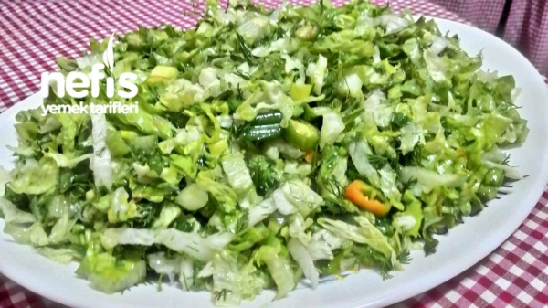 Bol Dereotlu Marul Salatası
