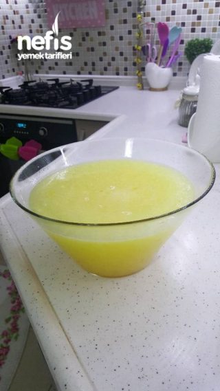Ev Yapımı Limonata (1 Portakal 1 Limon İle)