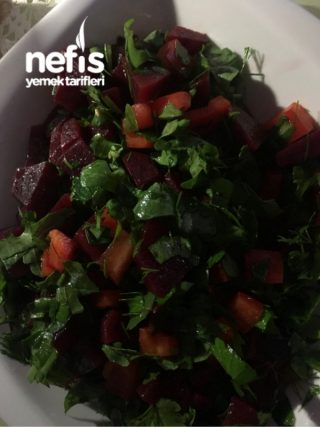 Kırmızı Pancarlı Salata (rote Beete)