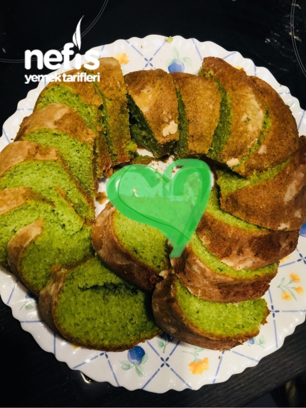 Ispanaklı Sade Kek Nefis Yemek Tarifleri