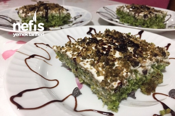 Ispanaklı Yaş Pasta Nefis Yemek Tarifleri 3973424