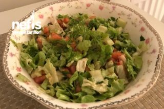 Marul Salatası Tarifi