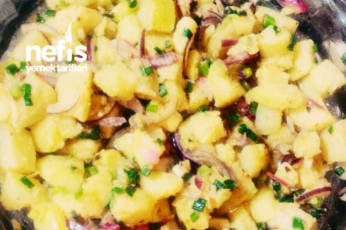 Patates Salatası Tam Kıvamında Tarifi