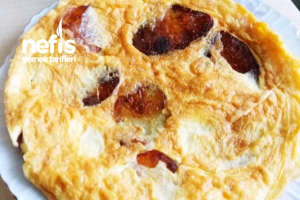 Pazar Kahvaltılarının Vazgeçilmezi Olmaya Aday Patatesli Omlet