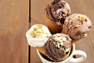 Dondurma Nasıl Yapılır? Faydaları ve Zararları Nelerdir?