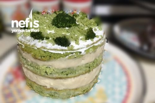 Ispanaklı Brokolili Çıplak Kek (Naked Cake) Tarifi