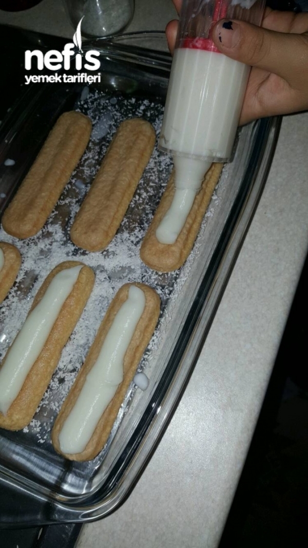 Muhallebili Kedi Dili Pasta Nefis Yemek Tarifleri