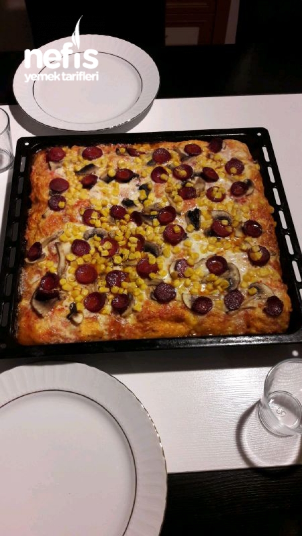 Pizza  ( Ekmek Hamurlu )