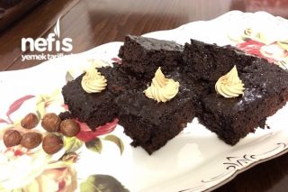 Çikolatalı Kek (Brownie Tadında) Tarifi