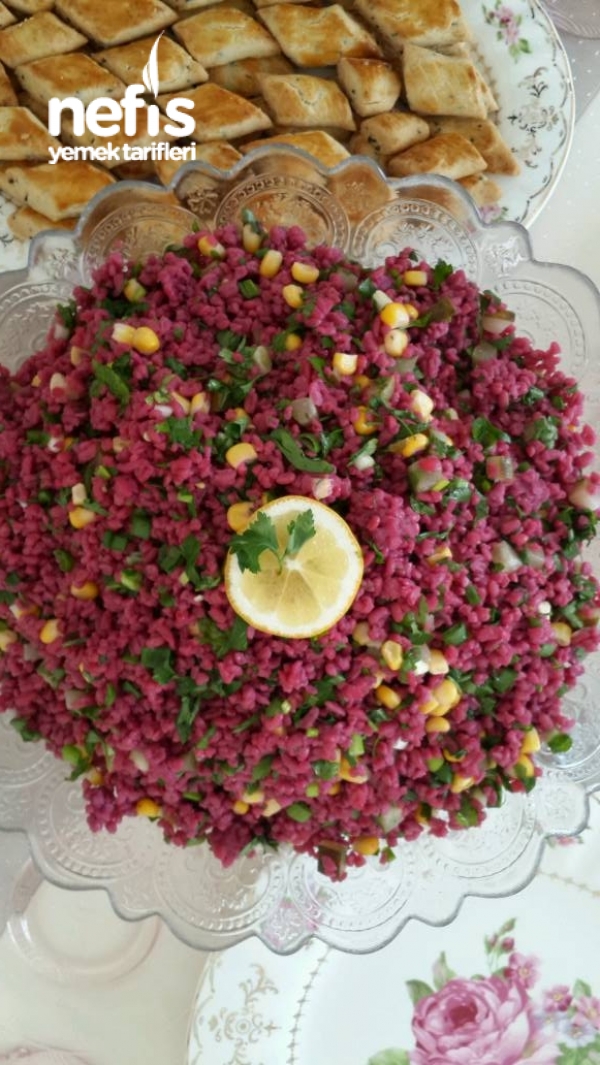 Mor Bulgur Salatası