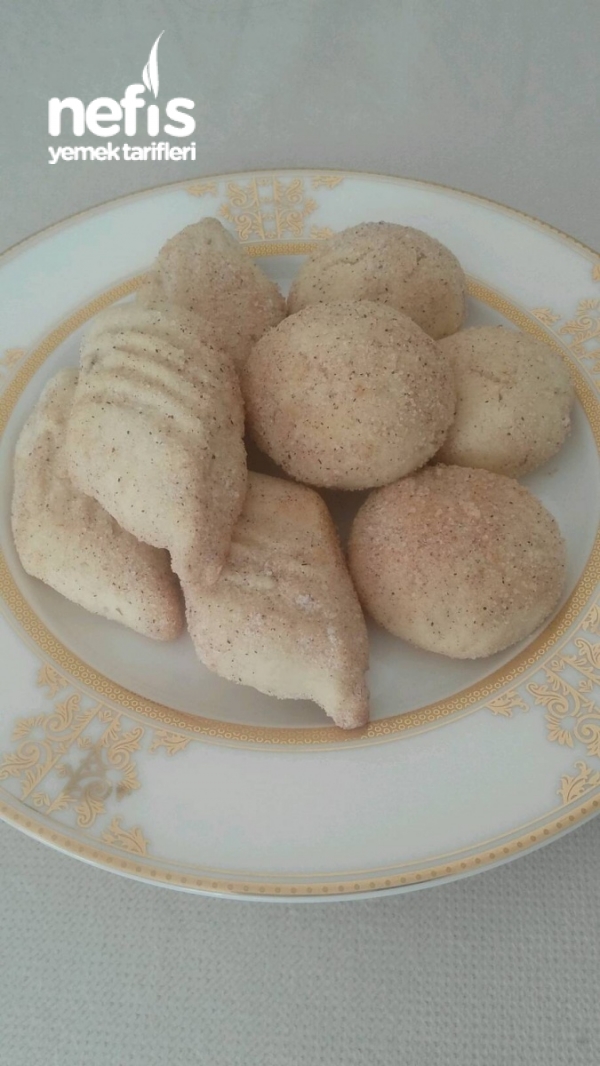 Tarçınlı Cevizli Kurabiye Nefis Yemek Tarifleri 4080698