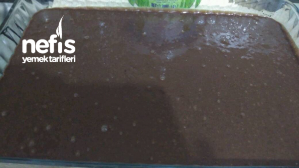 Enfes Çikolatalı Bol Sosuyla Şahane Islak Mı Islak Kek