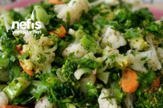 Karnabaharlı Brokoli Salatası Tarifi