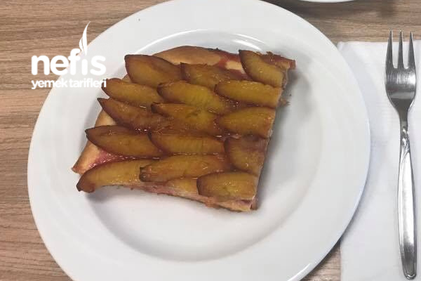 Mayalı Hamurdan Erikli Pasta (Alman Usulü) Nefis Yemek Tarifleri