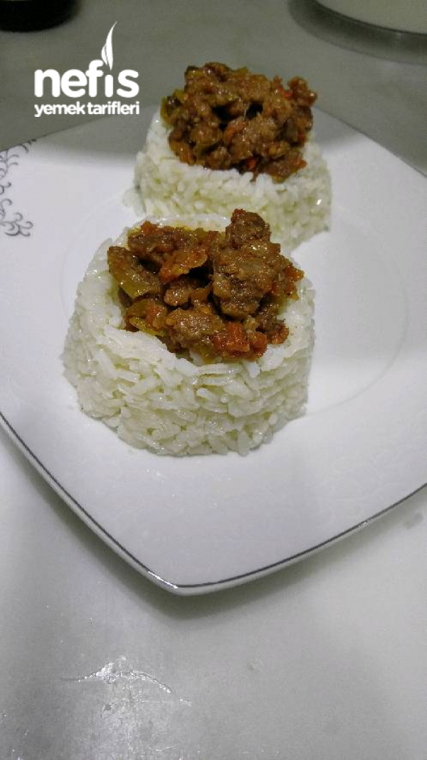 Σοταρισμένο κρέας σε ρύζι
