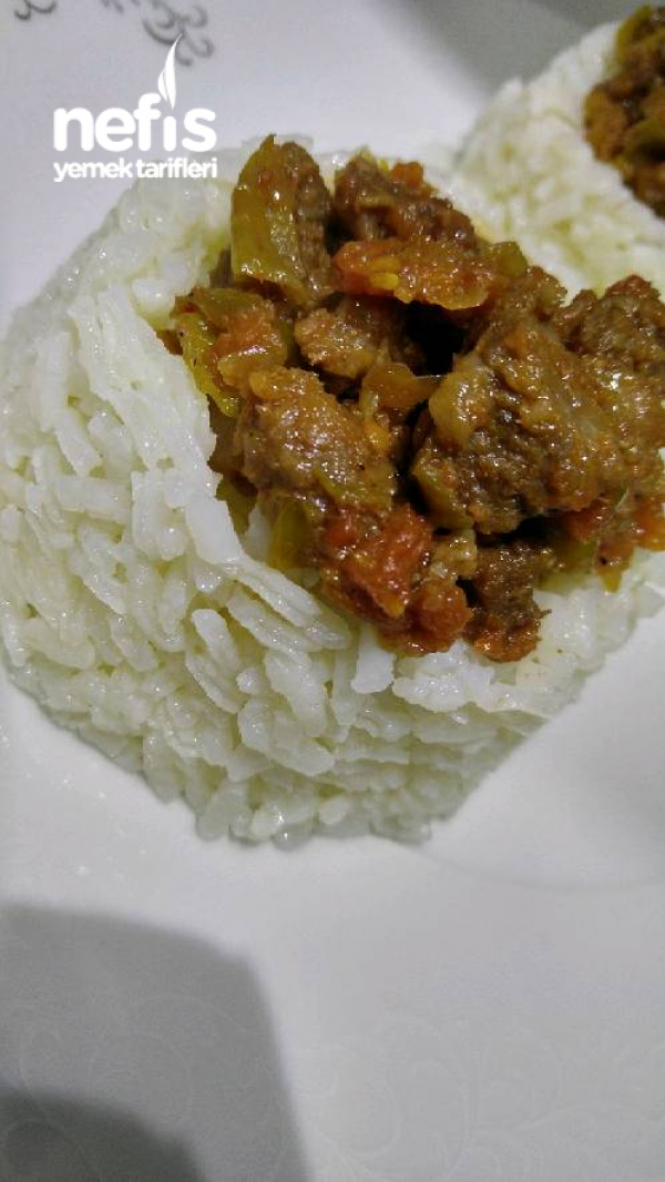 Σοταρισμένο κρέας σε ρύζι