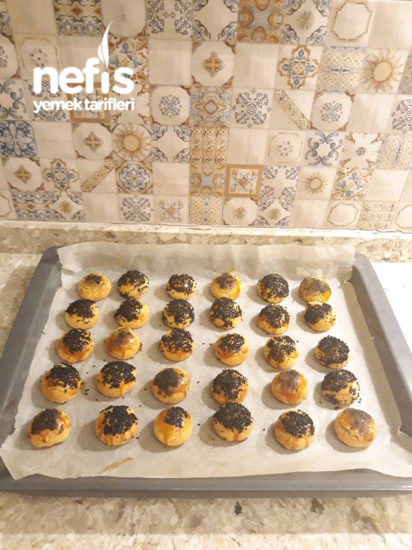 Ağızda Dağılan Tuzlu Kurabiye Nefis Yemek Tarifleri 4107612