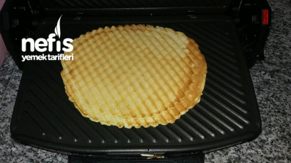 Tost Makinesinde Waffle Tarifi