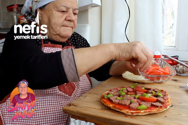 Bazlama Pizza Tarifi (Videolu)