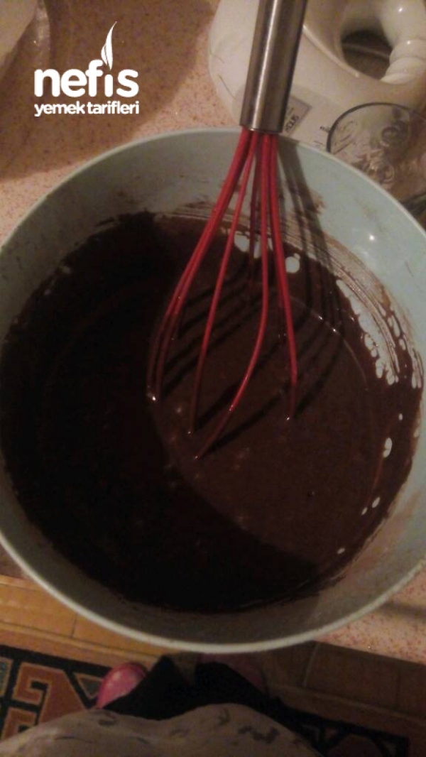 Çikolatalı Kolay Pasta Nefis Yemek Tarifleri 4140372