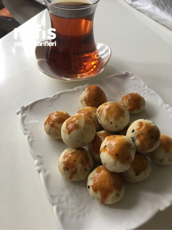 Tuzlu Kurabiyesi (Tek Lokmalık) Nefis Yemek Tarifleri