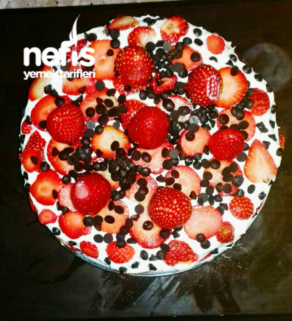 Çilekli Yaş Pasta Nefis Yemek Tarifleri 4166439