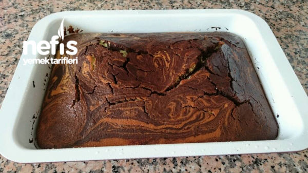 Sade – Kakaolu Karışık Kolay Kek