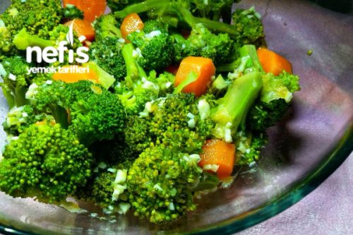 Mandalina Soslu Brokoli Salatası (Vitamin Deposu) Tarifi