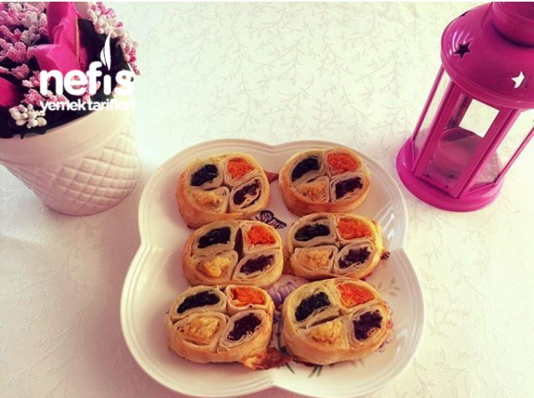 Dört Renkli Börek Nefis Yemek Tarifleri 4179768