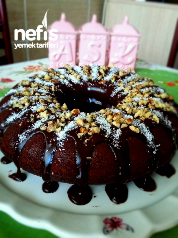 Çikolata Soslu Kek Nefis Yemek Tarifleri 4198336