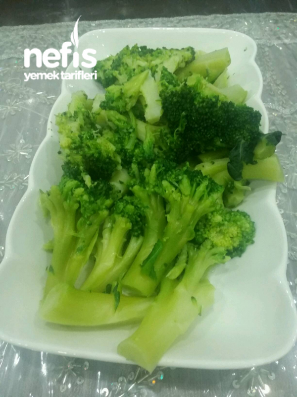 Zeytinyağlı Brokoli Mezesi