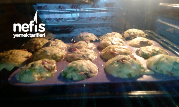 Kahvaltilik Lezzetli Muffin(evde Bulunan Malzemelerle)