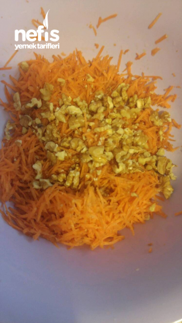 Havuçlu Tarçınlı Üzümlü Kek Nefis Yemek Tarifleri 4222338
