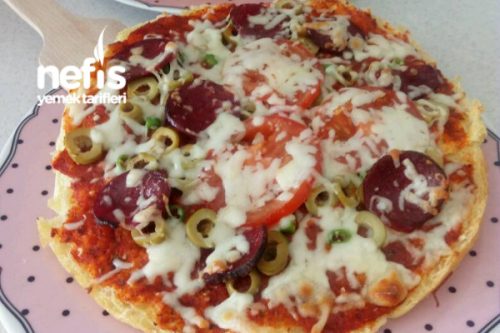 Müthiş Hemen Pişen Bazlamadan Pizza Tarifi