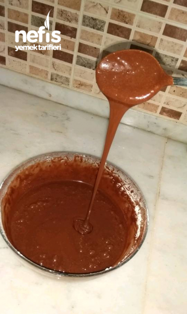 Nefis Çikolatalı Kremalı Ağlayan Pasta Nefis Yemek Tarifleri